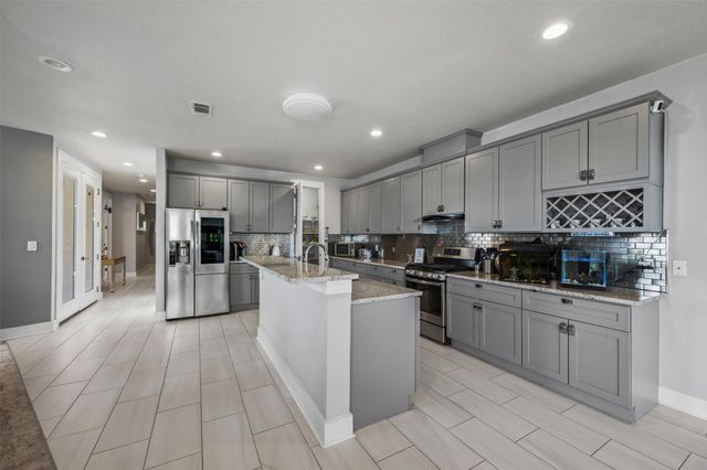 251 S Mill Street 380, Lewisville, TX 75057