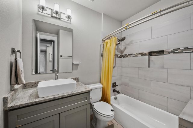 251 S Mill Street 380, Lewisville, TX 75057