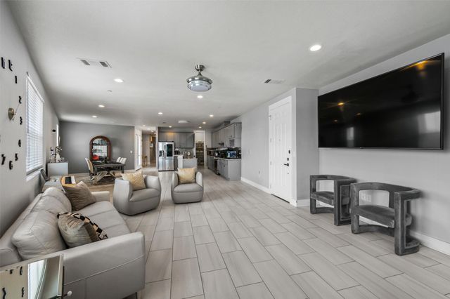 251 S Mill Street 380, Lewisville, TX 75057