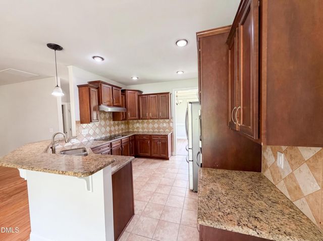 475 Crutchfield Drive, Cameron, NC 28326