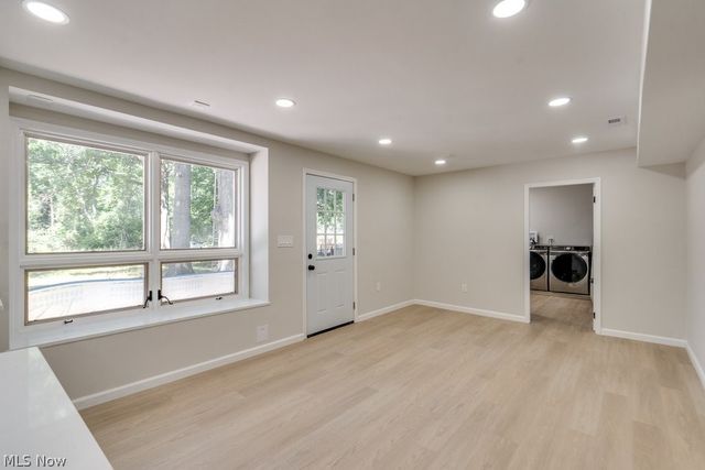 2758 Oak Street, Willoughby Hills, OH 44094