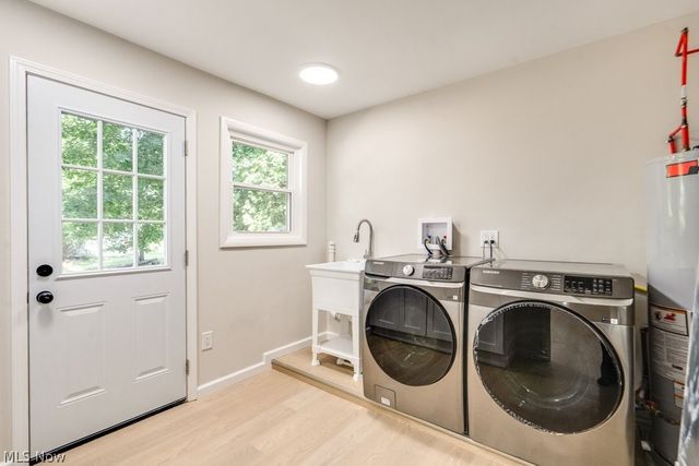 2758 Oak Street, Willoughby Hills, OH 44094