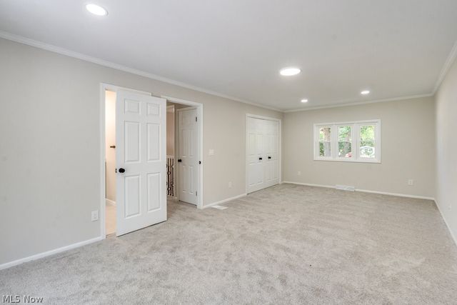 2758 Oak Street, Willoughby Hills, OH 44094