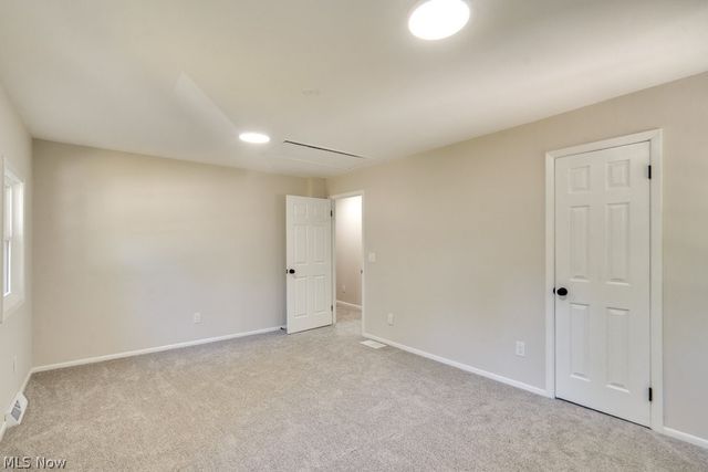 2758 Oak Street, Willoughby Hills, OH 44094
