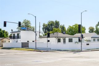 18060 Oxnard Street, Encino, CA 91316