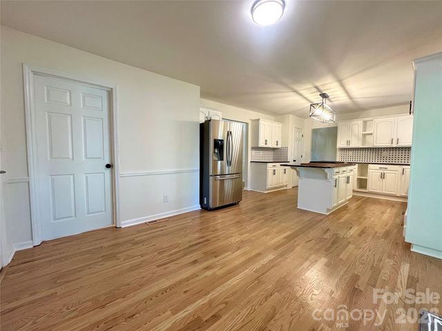 304 Travis Lane, Salisbury, NC 28146