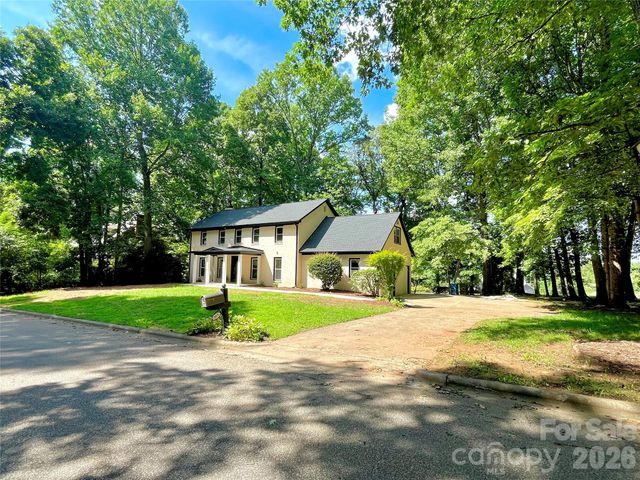 304 Travis Lane, Salisbury, NC 28146