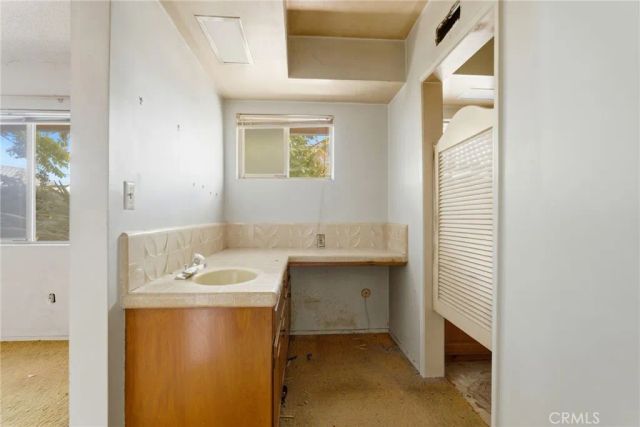 18112 Joshua Ln, Santa Ana, CA 92705