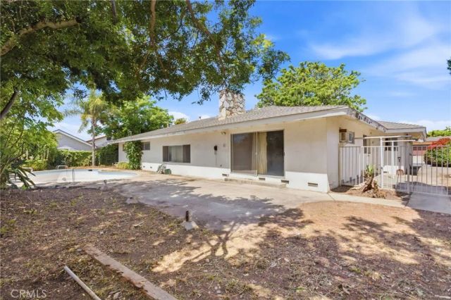 18112 Joshua Ln, Santa Ana, CA 92705