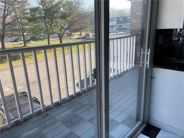 72 Churchill Drive 72, Newington, CT 06111