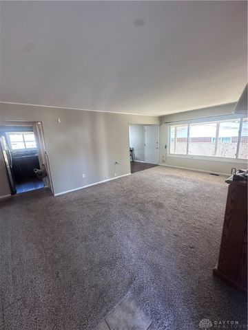 4435 Reading Road, Dayton, OH 45420
