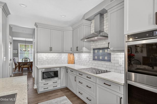 45 Sterling Heights Drive, Clifton Park, NY 12065
