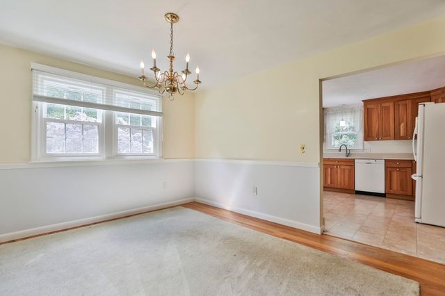2 Hillside Drive, Hudson, NH 03051