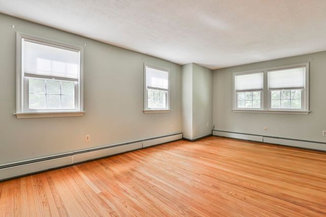 2 Hillside Drive, Hudson, NH 03051