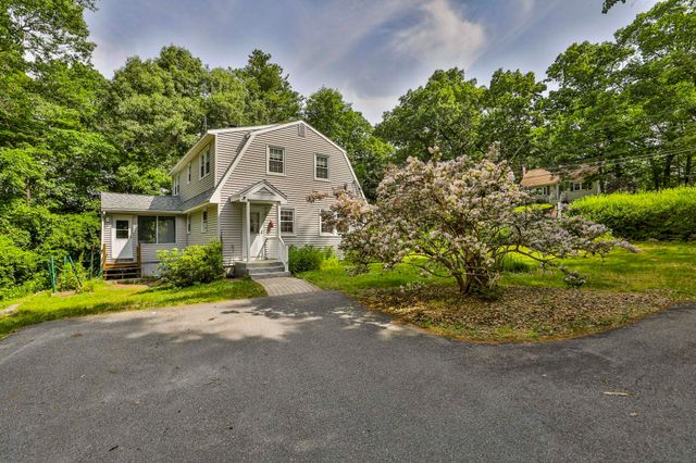 2 Hillside Drive, Hudson, NH 03051