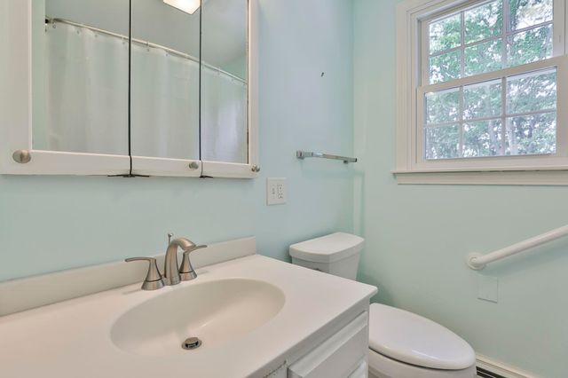 2 Hillside Drive, Hudson, NH 03051
