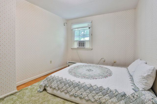 2 Hillside Drive, Hudson, NH 03051
