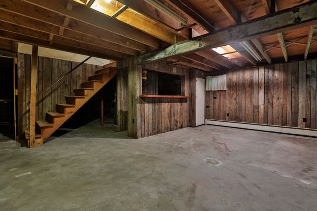 2 Hillside Drive, Hudson, NH 03051