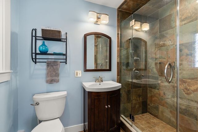 6 Cranberry Ln, Hudson, MA 01749