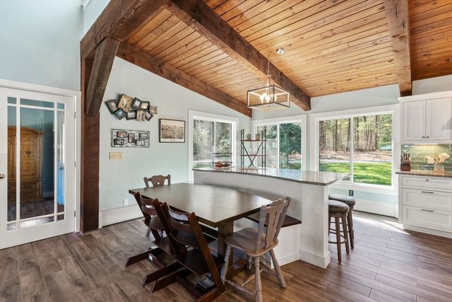 6 Cranberry Ln, Hudson, MA 01749