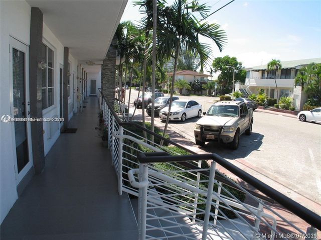 540 74th Street 3, Miami Beach, FL 33141