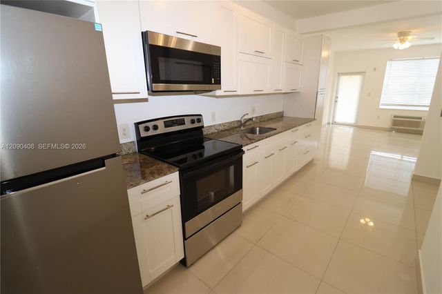 540 74th Street 3, Miami Beach, FL 33141