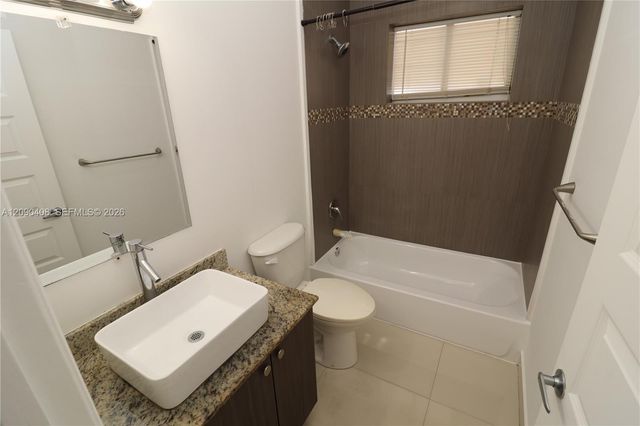 540 74th Street 3, Miami Beach, FL 33141