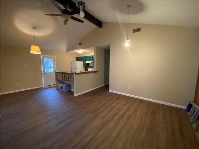 28629 Netawaka, Huntsville, TX 77320