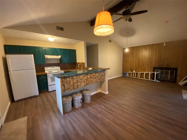 28629 Netawaka, Huntsville, TX 77320