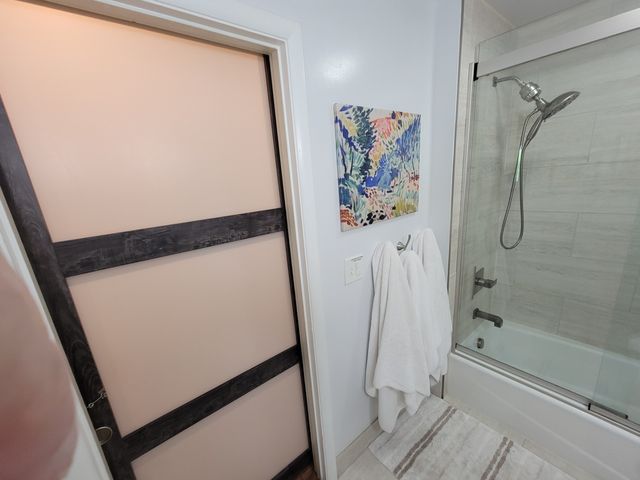 245 Craigmeade Dr, Nashville, TN 37214