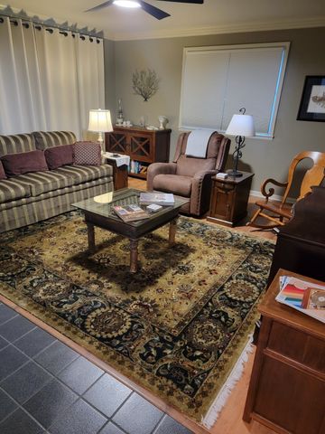 245 Craigmeade Dr, Nashville, TN 37214