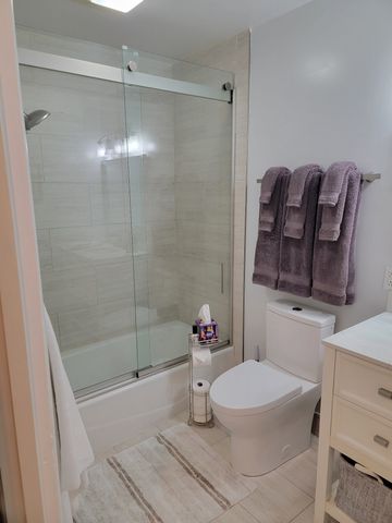 245 Craigmeade Dr, Nashville, TN 37214