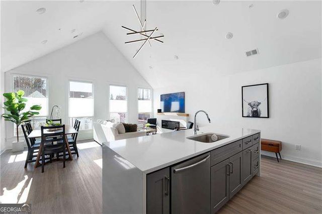 409 Burgundy Way, Woodstock, GA 30188