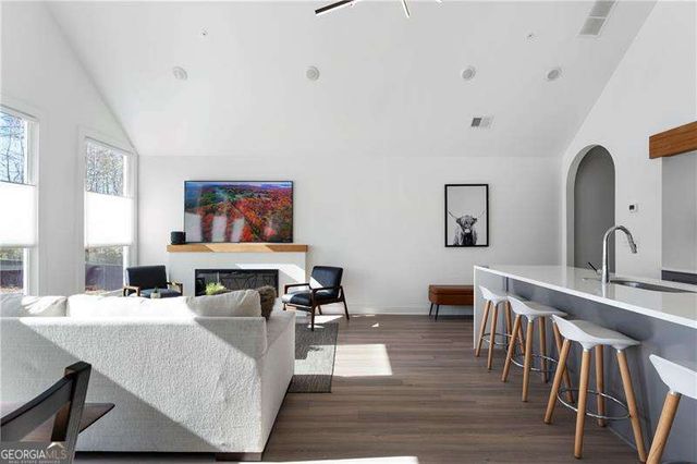 409 Burgundy Way, Woodstock, GA 30188