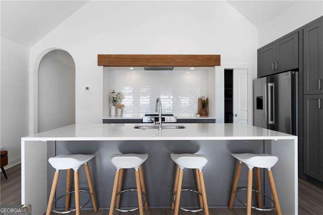 409 Burgundy Way, Woodstock, GA 30188