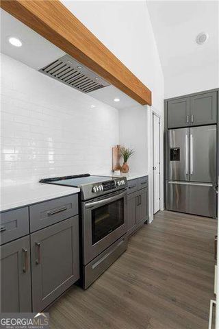 409 Burgundy Way, Woodstock, GA 30188