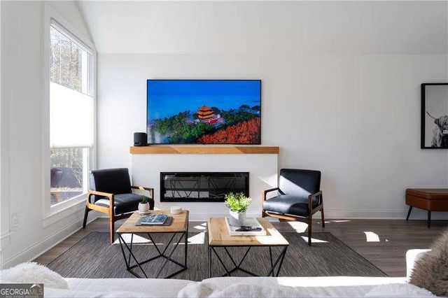 409 Burgundy Way, Woodstock, GA 30188