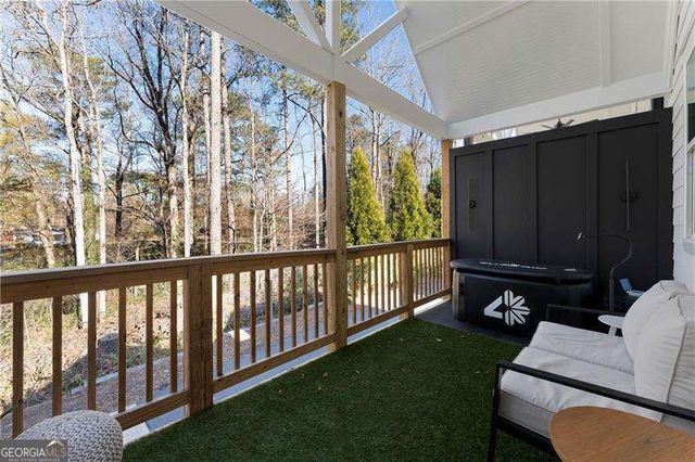 409 Burgundy Way, Woodstock, GA 30188