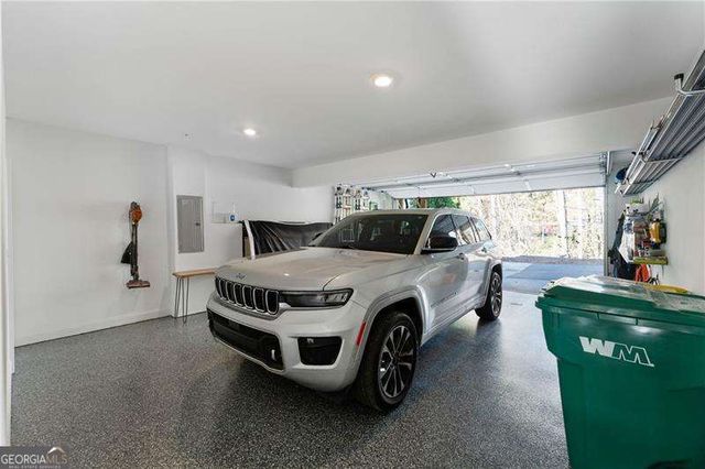 409 Burgundy Way, Woodstock, GA 30188