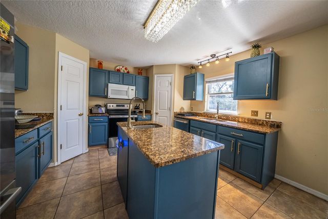 5306 SW 115TH STREET ROAD, Ocala, FL 34476