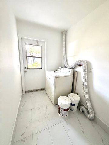 4631 SW 33rd Avenue, Fort Lauderdale, FL 33312