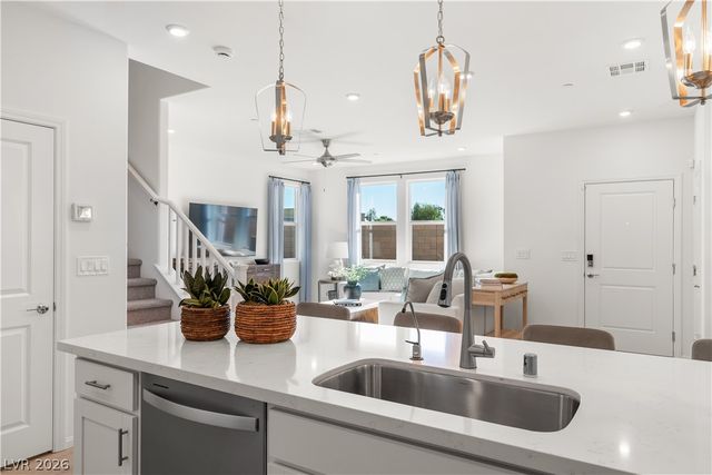 1955 Hydrangea Place, Las Vegas, NV 89106