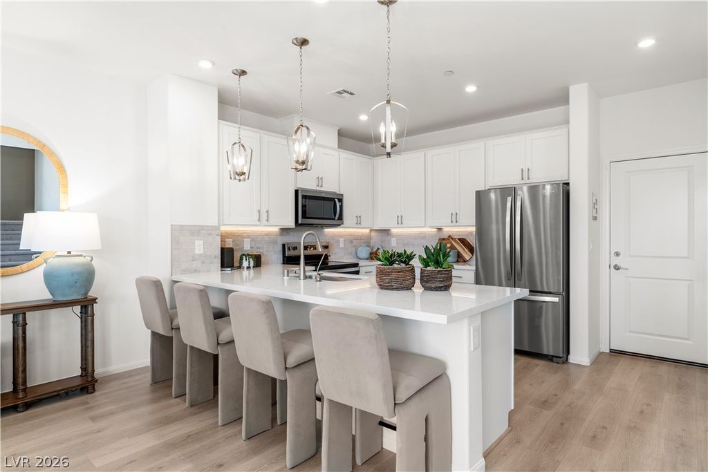 1955 Hydrangea Place, Las Vegas, NV 89106