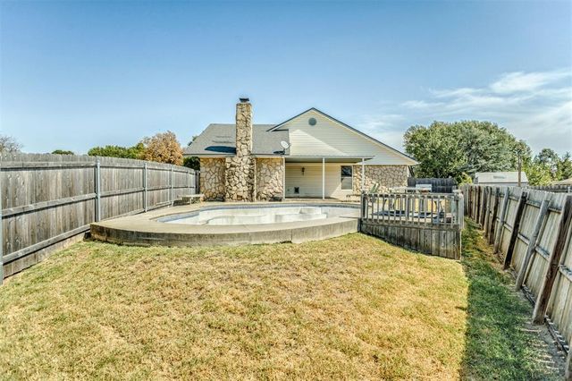 2340 Shadowlake Drive, Oklahoma City, OK 73159