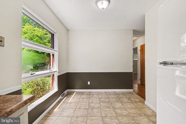 1819 WILLOW RD, Camp Hill, PA 17011