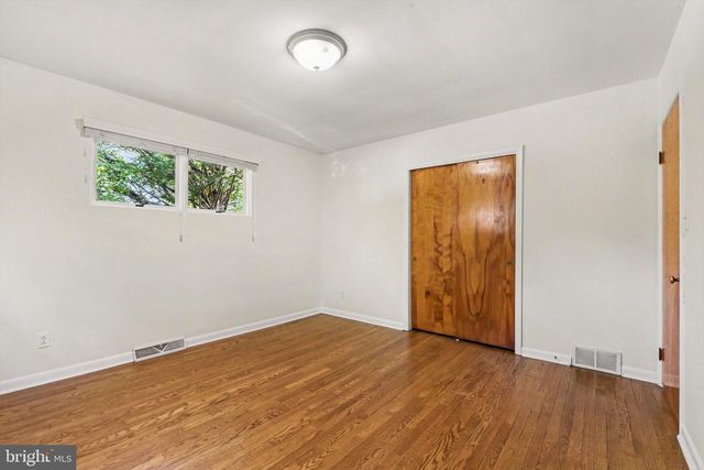 1819 WILLOW RD, Camp Hill, PA 17011