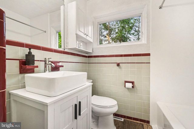 1819 WILLOW RD, Camp Hill, PA 17011