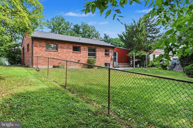 1819 WILLOW RD, Camp Hill, PA 17011