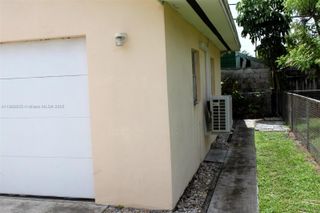 10210 SW 37th St 1, Miami, FL 33165