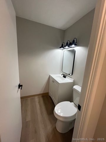 79 BETHS Lane 100, Bristol, CT 06010